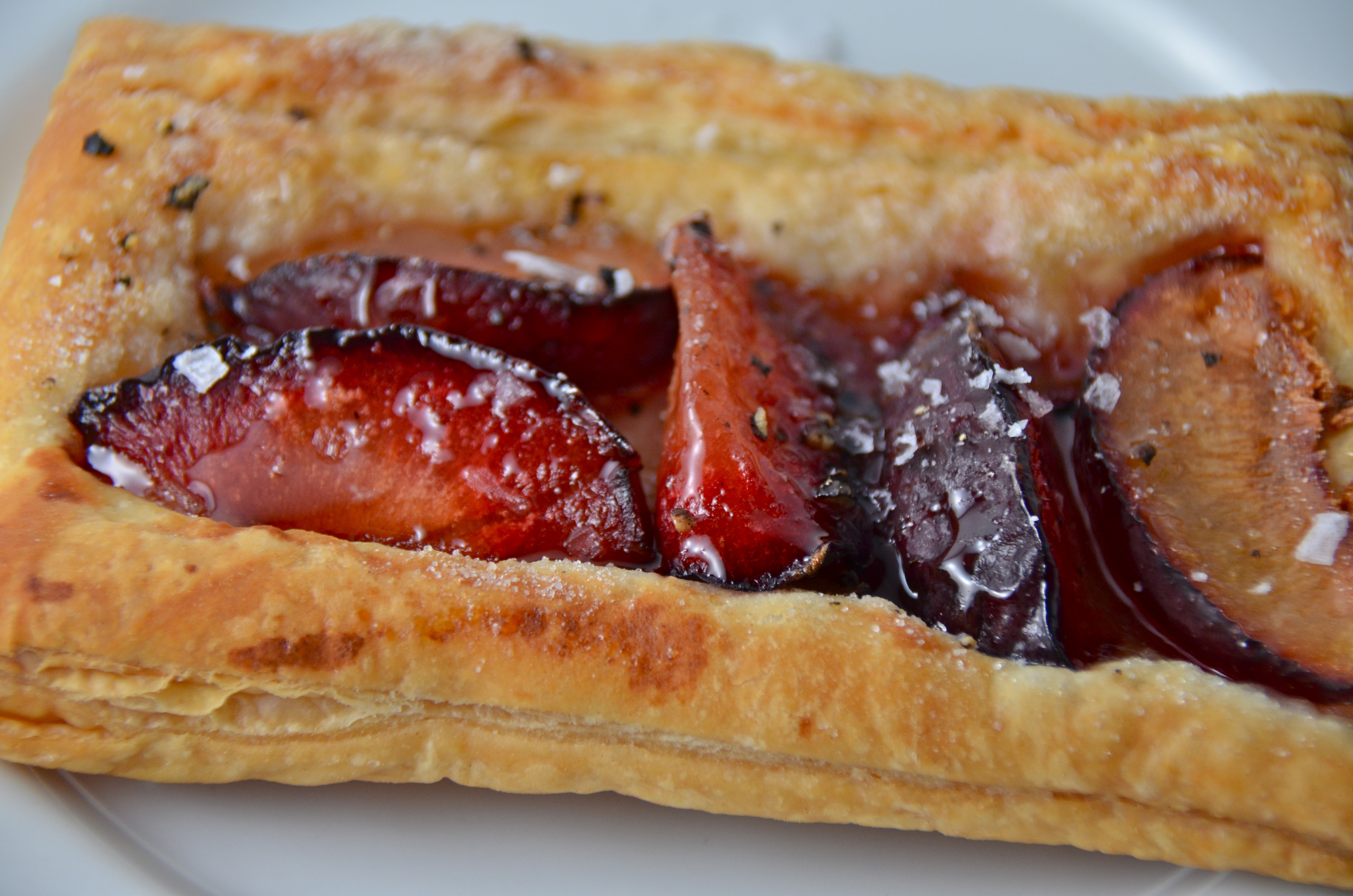 Short And Sweet. Plum Tarts With Honey And Black Pepper. I Sing In The Kitchen